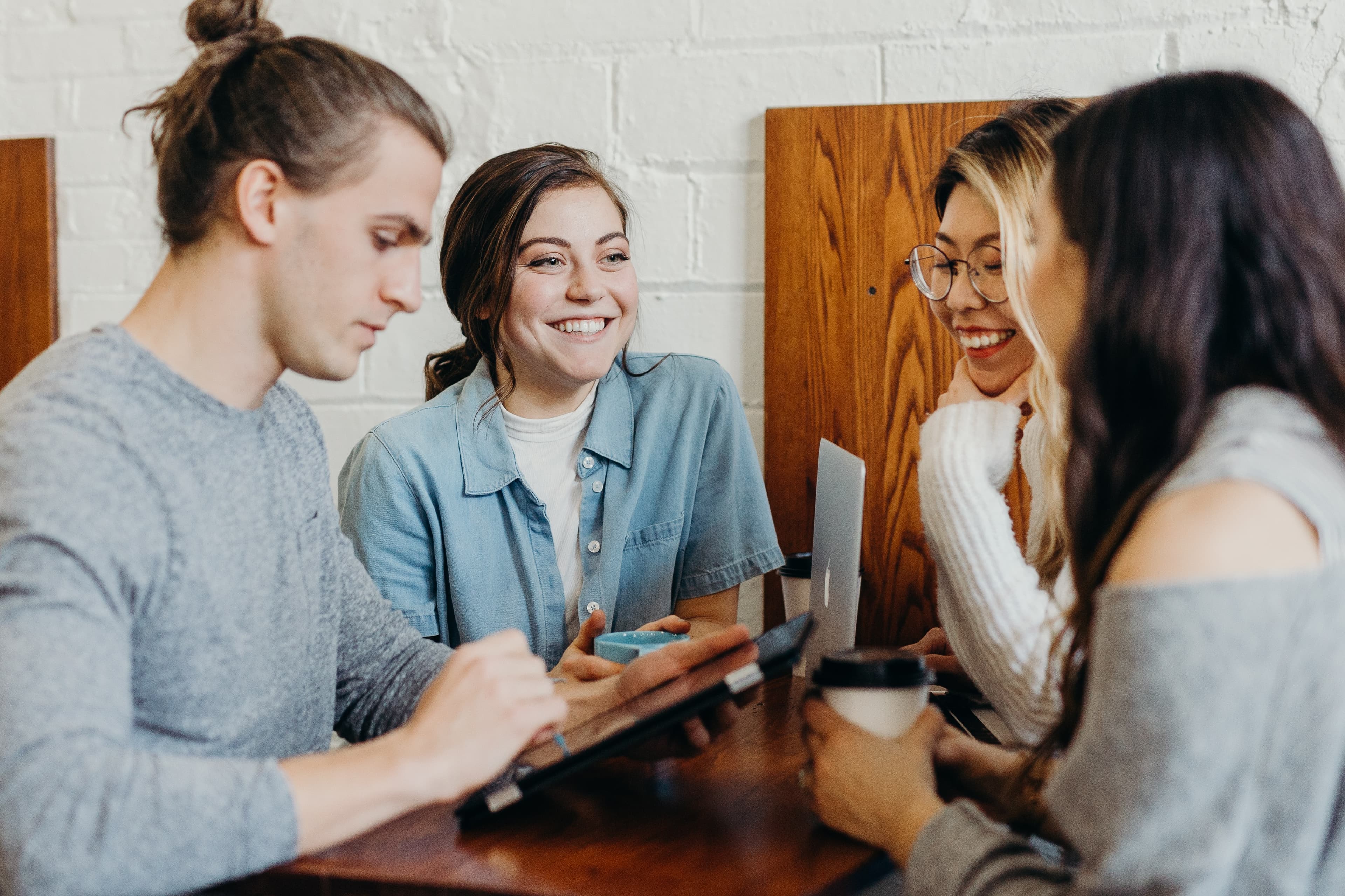 Zorgnetwerk voor adolescenten en jonge volwassenen: Leeftijdspecifieke, patiëntgerichte zorg voor jonge volwassenen met kanker