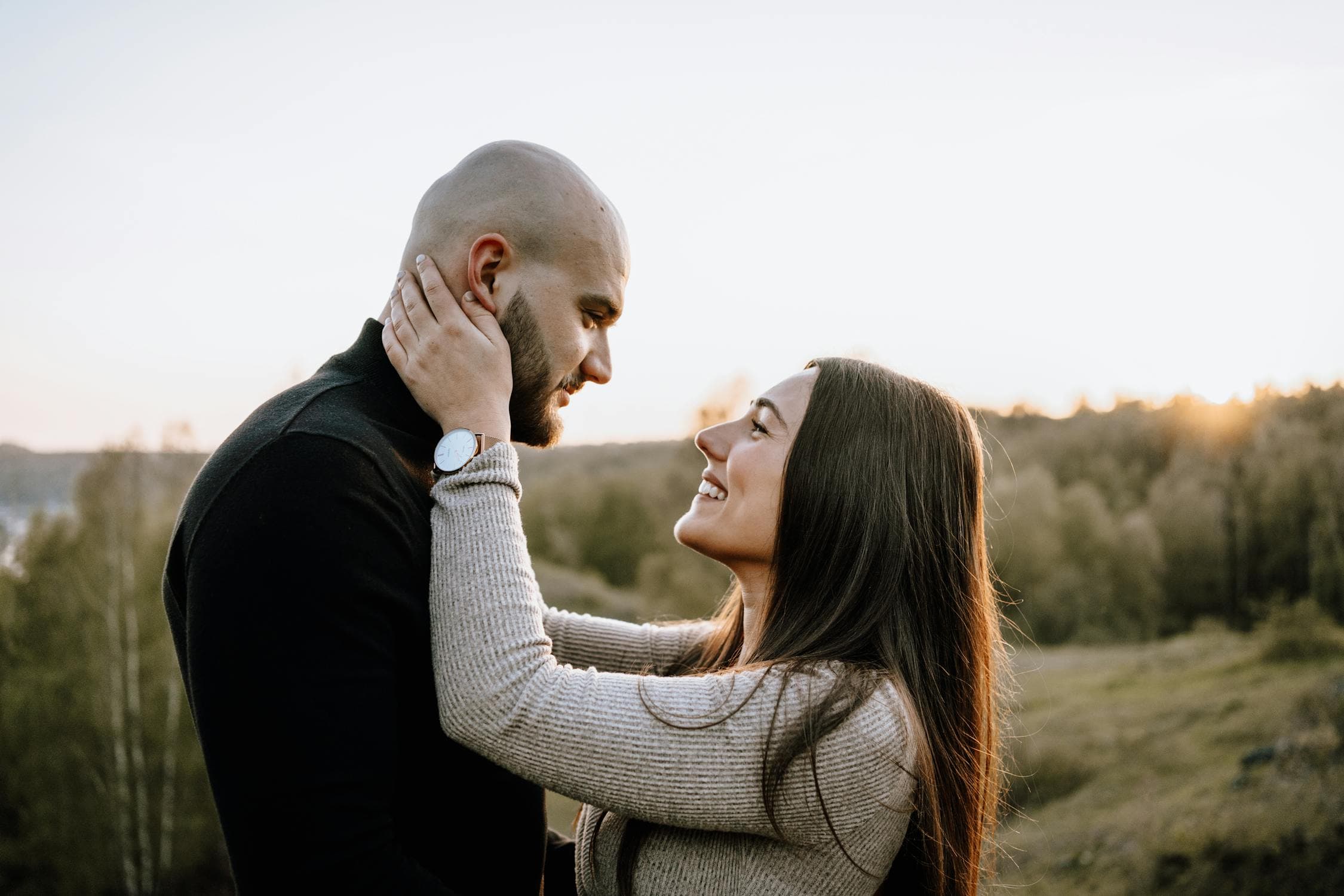 Dating as a Cancer Survivor: Overcoming Challenges, Building Connections, and Embracing Love